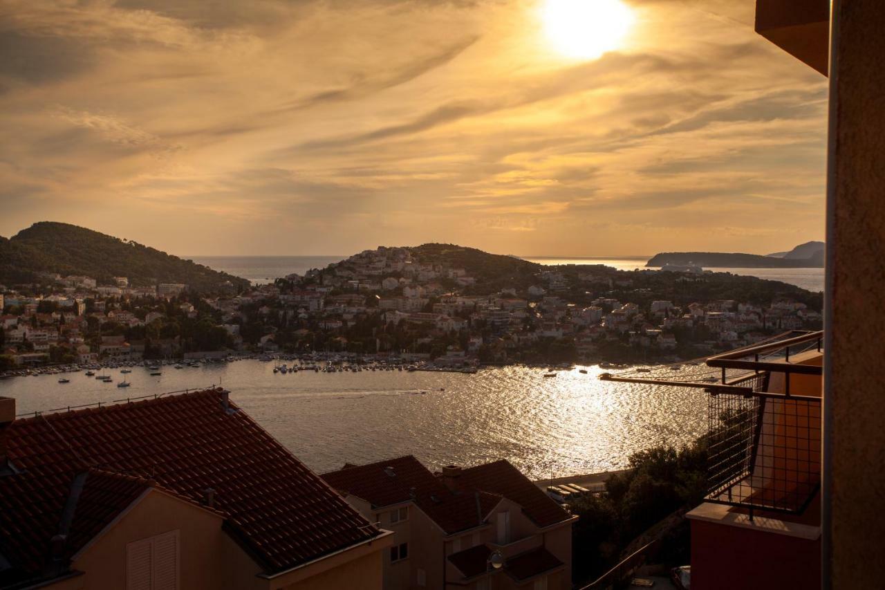 Apartamento Two Bedroom With A Sea View & A Balcony *