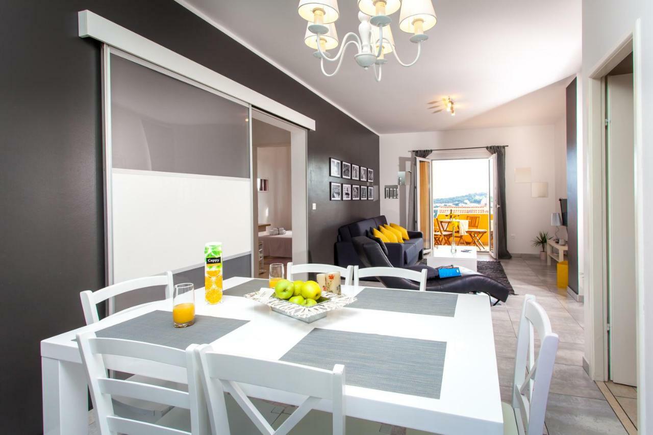 Apartamento Two Bedroom With A Sea View & A Balcony *
