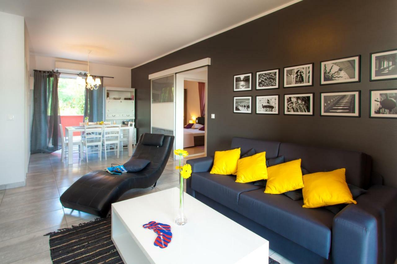 Two Bedroom With A Sea View & A Balcony Ragusa